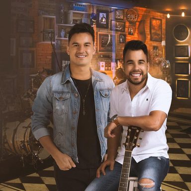 Clayton e Romário