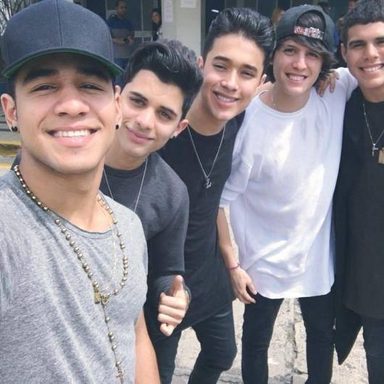 CNCO photo 33