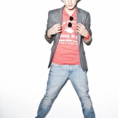 Cody Simpson photo 85