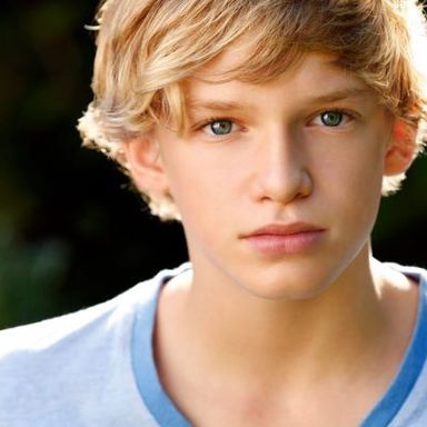 Cody Simpson photo 57