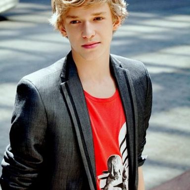 Cody Simpson photo 55