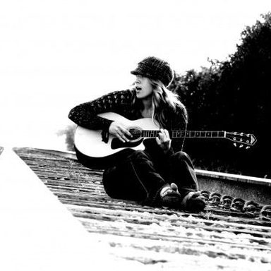 Colbie Caillat photo 37