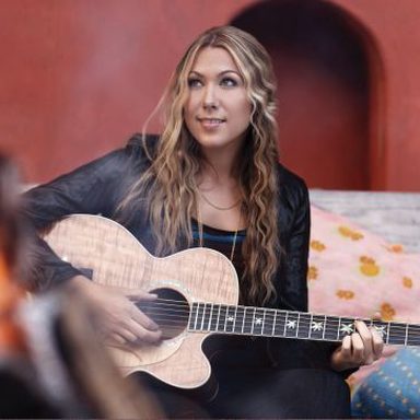 Colbie Caillat photo 41