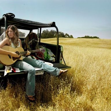 Colbie Caillat photo 45