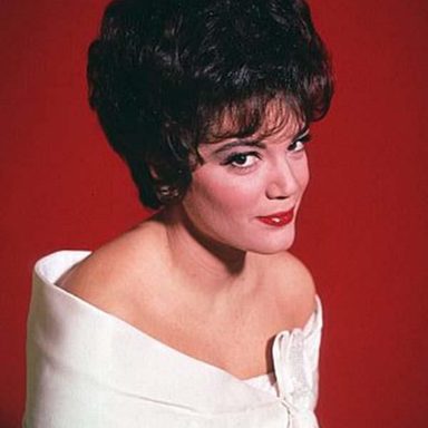 Connie Francis photo 20