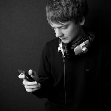 Conor Maynard photo 9