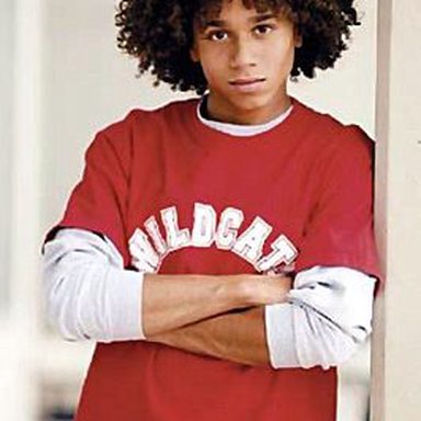 Corbin Bleu photo 11