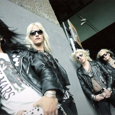 Crashdiet photo 15