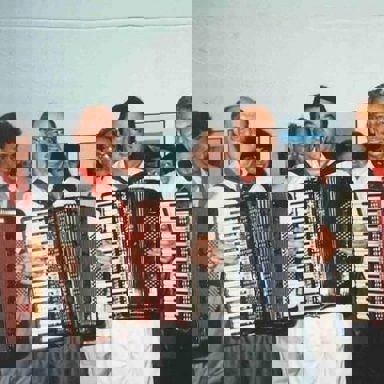 Os Cobras Do Teclado