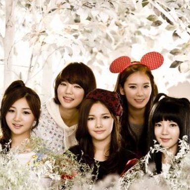 C-REAL (K-pop) photo 21