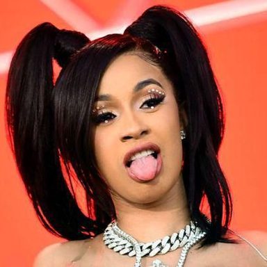Cardi B photo 24