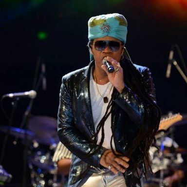 Carlinhos Brown photo 10