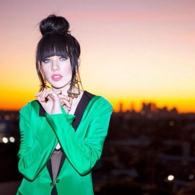 Carly Rae Jepsen photo 41