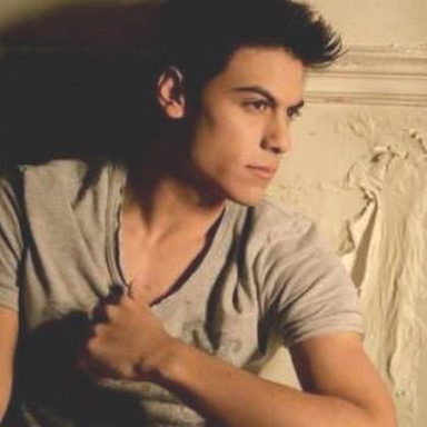 Carlos Rivera photo 12