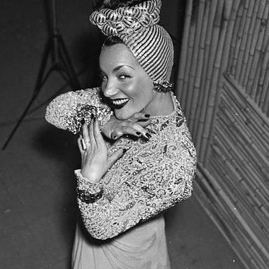 Carmen Miranda photo 17