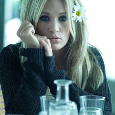 Carrie Underwood photo 64