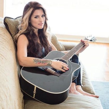 Cassadee Pope photo 19