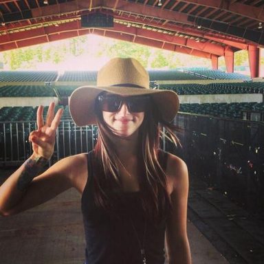 Cassadee Pope photo 10