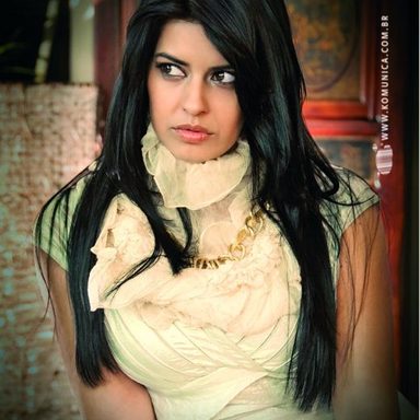 Célia Sakamoto photo 60