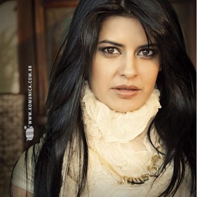 Célia Sakamoto photo 59