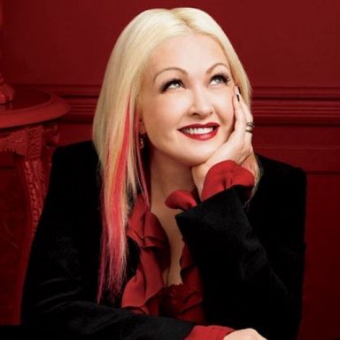 Cyndi Lauper photo 31