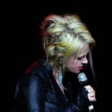Cyndi Lauper photo 34