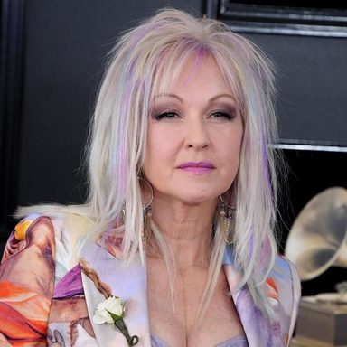 Cyndi Lauper photo 12