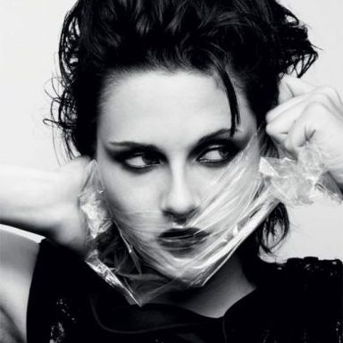 Dakota Fanning And Kristen Stewart