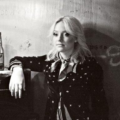 Dakota Fanning And Kristen Stewart