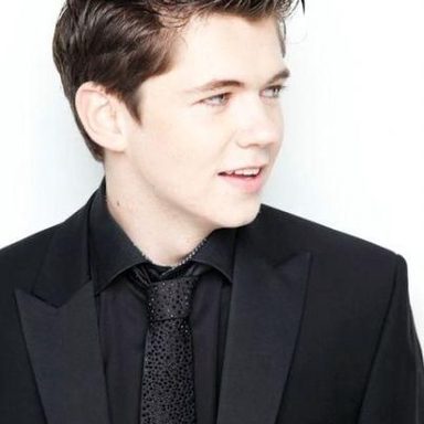 Damian McGinty