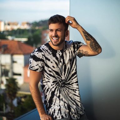 David Carreira photo 17