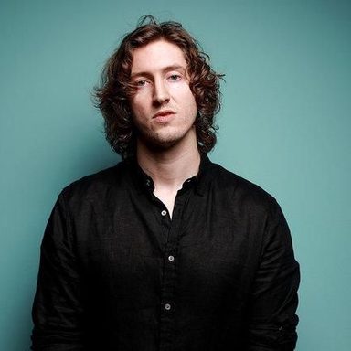 Dean Lewis