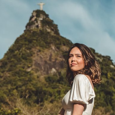 Débora Donato