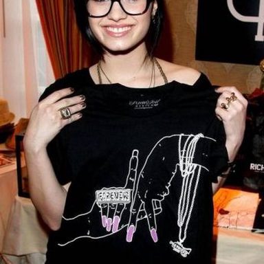 Demi Lovato photo 375