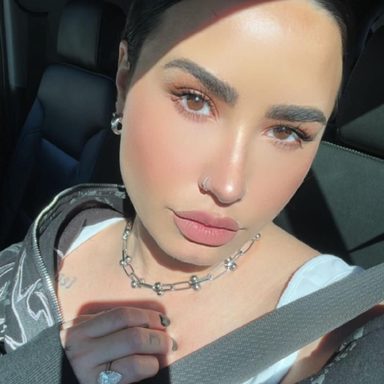 Demi Lovato photo 25