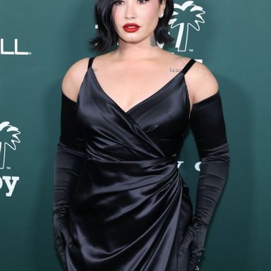 Demi Lovato photo 19