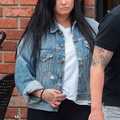 Demi Lovato photo 39
