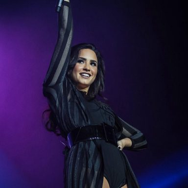 Demi Lovato photo 136