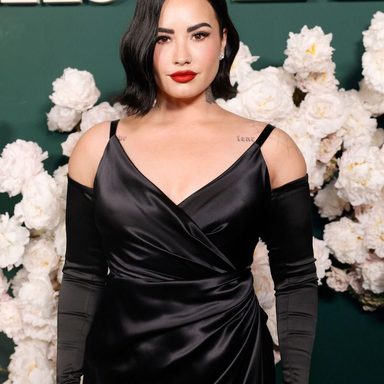 Demi Lovato photo 15