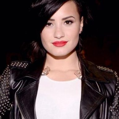 Demi Lovato photo 100