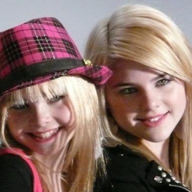 Destinee & Paris photo 49