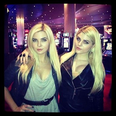 Destinee & Paris photo 9