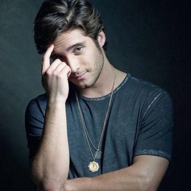 Diego Boneta photo 15