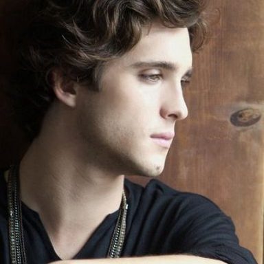 Diego Boneta photo 36