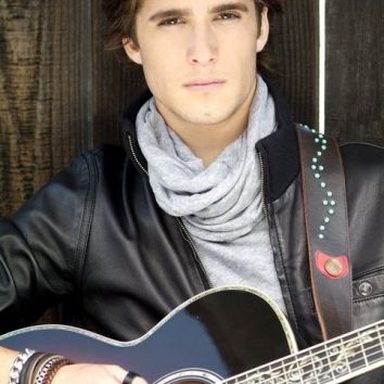 Diego Boneta photo 40