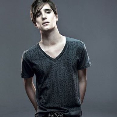 Diego González photo 36