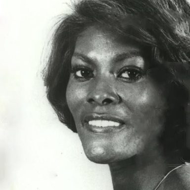 Dionne Warwick photo 77