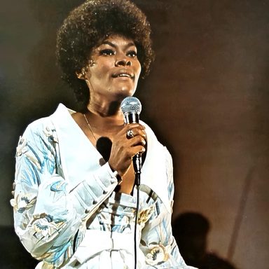 Dionne Warwick photo 37