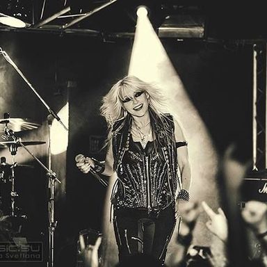 Doro Pesch photo 24