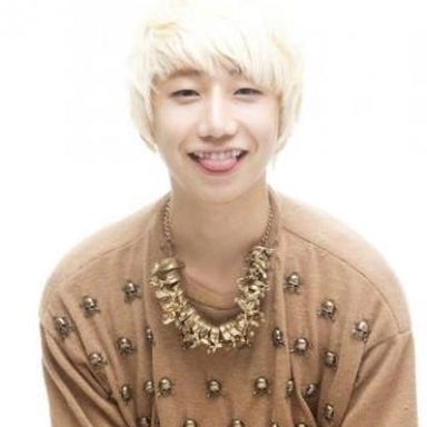 Double A (AA) photo 9